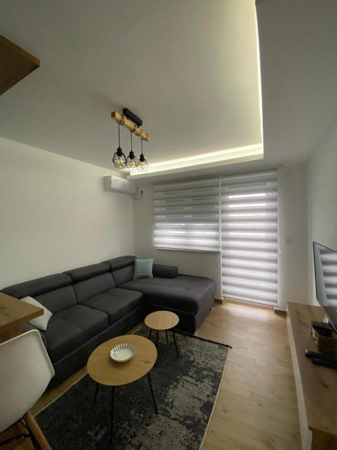 Apartment 13 *